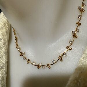 New Monet crystal and gold necklace